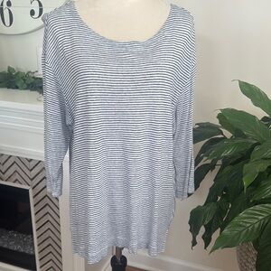 Adrienne Vittadini Navy Blue and White Striped Long Sleeve Top